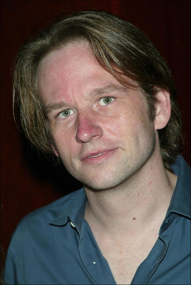 Dallas Roberts body